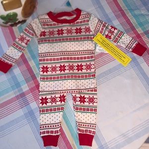 Holiday Winter Fair Isle 2-piece Pajama set Unisex Infant 9 month NWT LAST ONE !